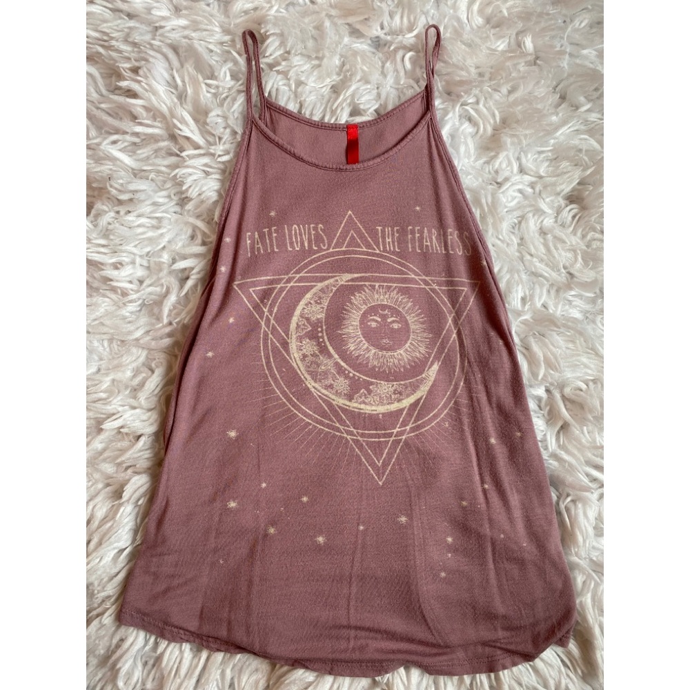 Graphic Tank - Picture 2 of 3